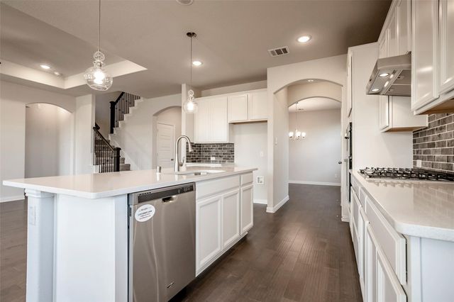 4713 London Avenue, Aubrey, TX 76227