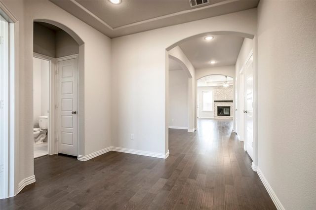 4713 London Avenue, Aubrey, TX 76227