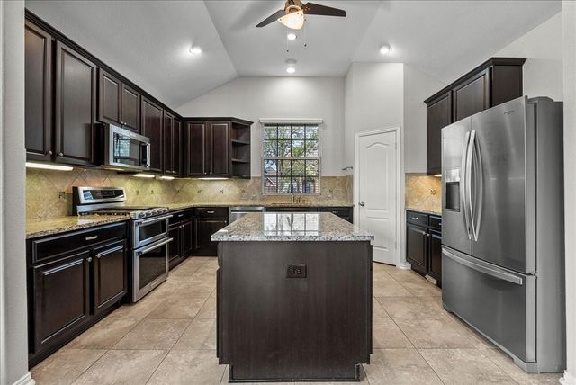 324 Westwood Drive, League City, TX 77573