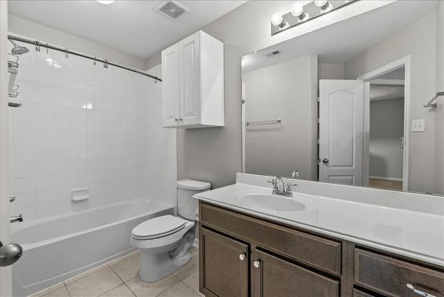 324 Westwood Drive, League City, TX 77573