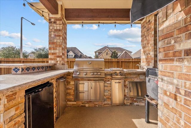 324 Westwood Drive, League City, TX 77573