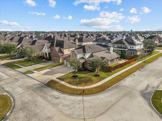 324 Westwood Drive, League City, TX 77573