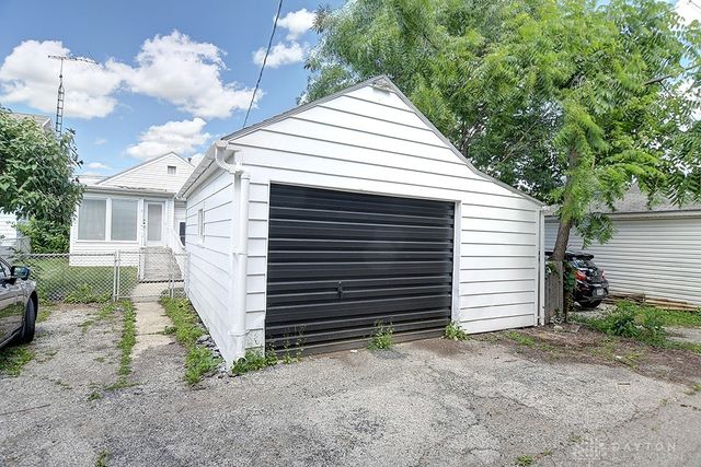 523 Watervliet Avenue, Dayton, OH 45420