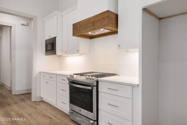 107 Wishing Well Drive, Broussard, LA 70518