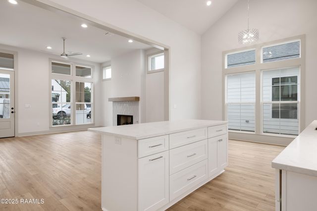 107 Wishing Well Drive, Broussard, LA 70518