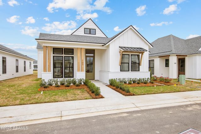 107 Wishing Well Drive, Broussard, LA 70518