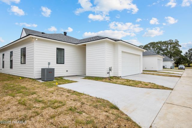 107 Wishing Well Drive, Broussard, LA 70518