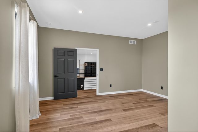 200 Avawam Drive, Richmond, KY 40475