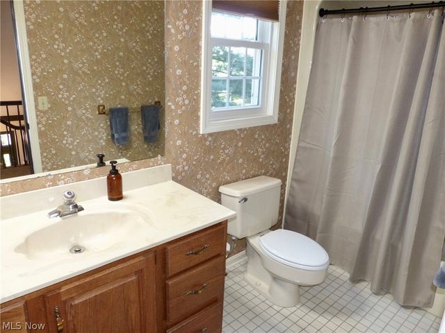 9144 Gregory Court, Mentor, OH 44060