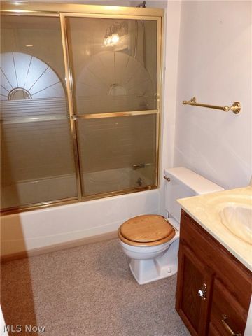 9144 Gregory Court, Mentor, OH 44060