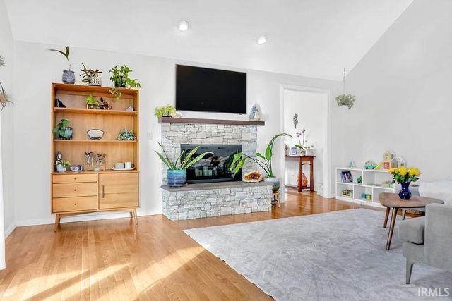 2908 S Kings Court, Bloomington, IN 47401