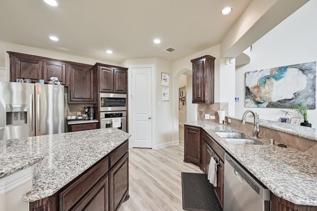 8321 Inverness, The Colony, TX 75056