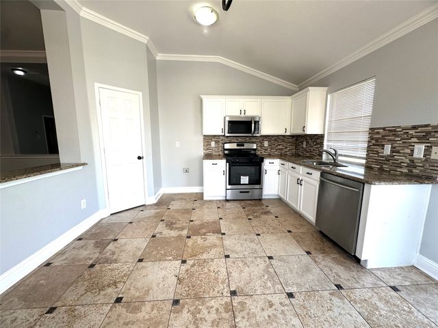 813 Essex Drive, Mckinney, TX 75071