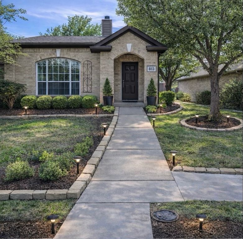813 Essex Drive, Mckinney, TX 75071