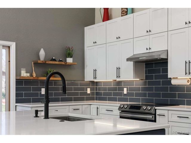 2539 Lake Meadow Dr, Lafayette, CO 80026