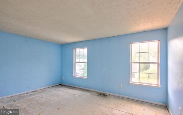 10711 FEATHERSTONE DR, Fort Washington, MD 20744