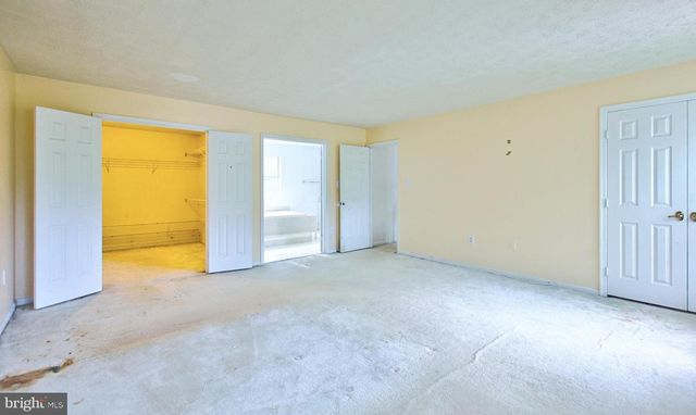 10711 FEATHERSTONE DR, Fort Washington, MD 20744