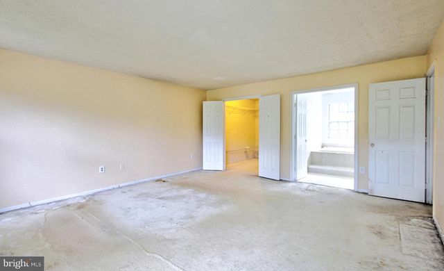 10711 FEATHERSTONE DR, Fort Washington, MD 20744