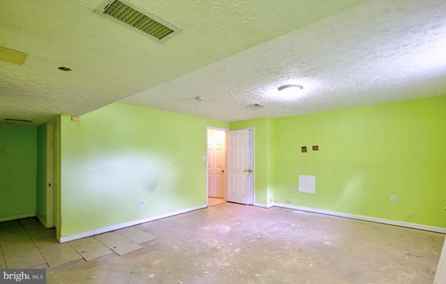 10711 FEATHERSTONE DR, Fort Washington, MD 20744