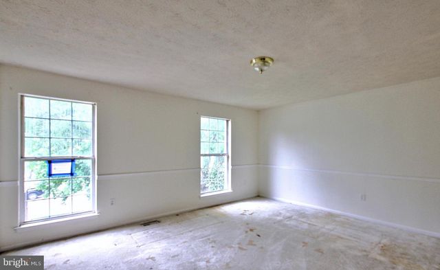 10711 FEATHERSTONE DR, Fort Washington, MD 20744