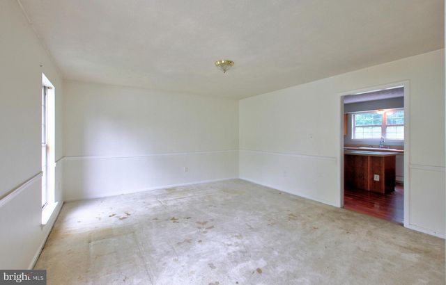 10711 FEATHERSTONE DR, Fort Washington, MD 20744
