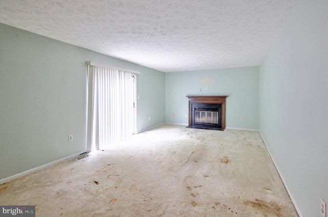 10711 FEATHERSTONE DR, Fort Washington, MD 20744