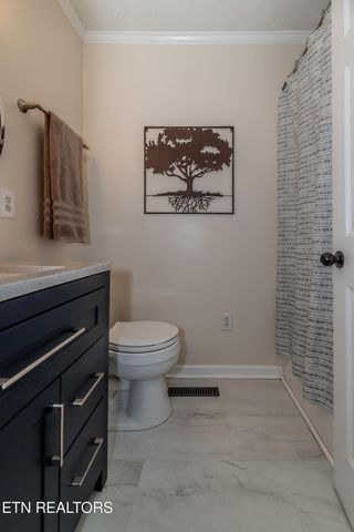 1932 Seymour Ave, Knoxville, TN 37917