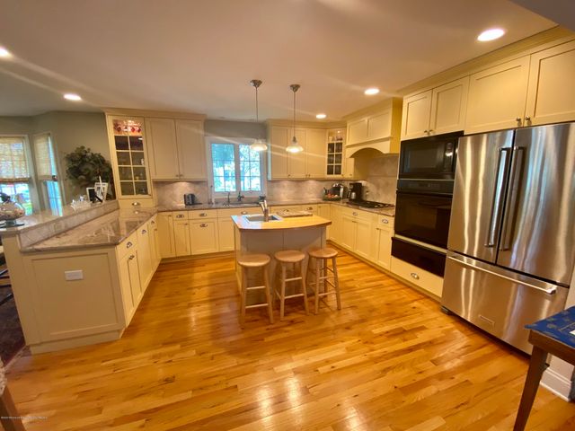 401 Garfield Avenue, Avon-by-the-sea, NJ 07717