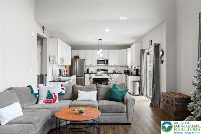 9615 Crescent Lane, Upper Macungie Twp, PA 18031