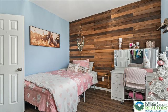 9615 Crescent Lane, Upper Macungie Twp, PA 18031