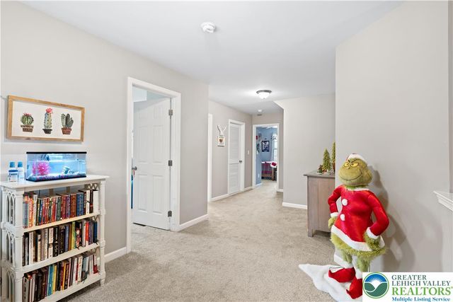 9615 Crescent Lane, Upper Macungie Twp, PA 18031