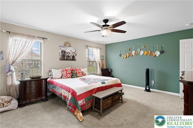 9615 Crescent Lane, Upper Macungie Twp, PA 18031