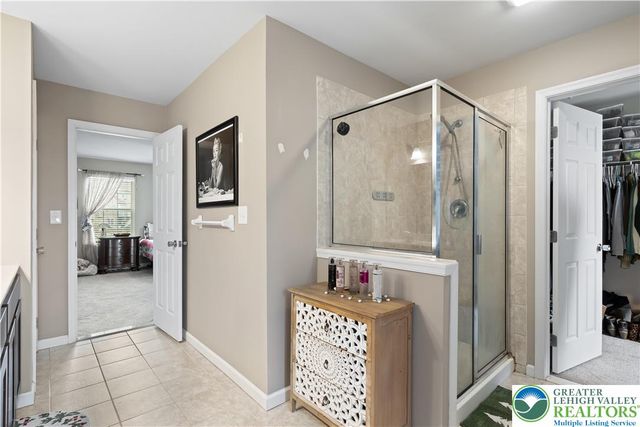 9615 Crescent Lane, Upper Macungie Twp, PA 18031