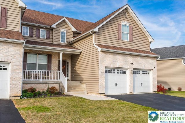9615 Crescent Lane, Upper Macungie Twp, PA 18031