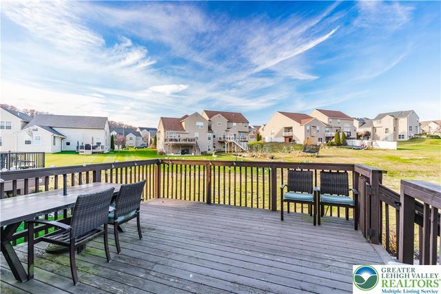 9615 Crescent Lane, Upper Macungie Twp, PA 18031