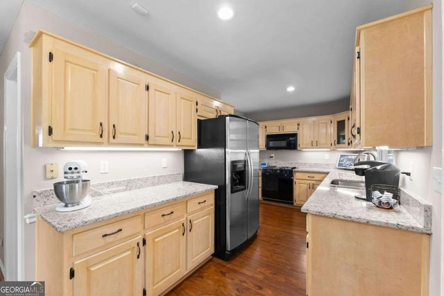 9724 Elliott Family Parkway, Dawsonville, GA 30534