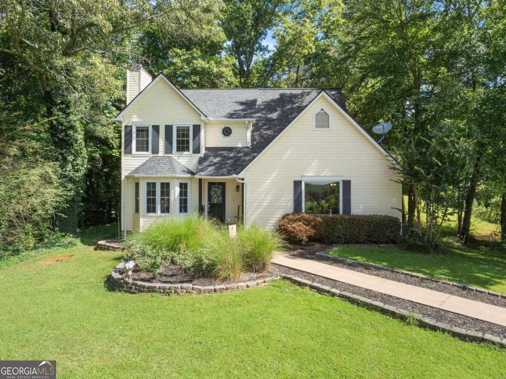 9724 Elliott Family Parkway, Dawsonville, GA 30534