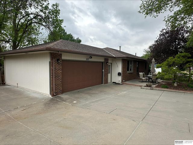 835 W Belmont Avenue, Lincoln, NE 68521