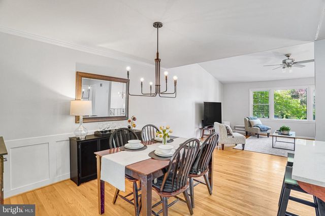2002 HOOVER LN, Alexandria, VA 22308