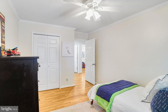 2002 HOOVER LN, Alexandria, VA 22308