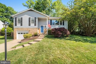 2002 HOOVER LN, Alexandria, VA 22308