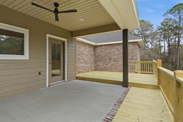 7 Saint Augustine Ave., Hattiesburg, MS 39402