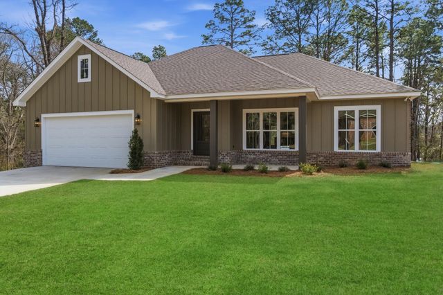 7 Saint Augustine Ave., Hattiesburg, MS 39402