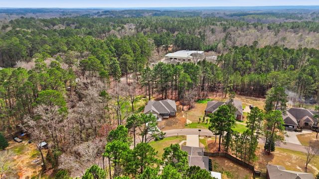 7 Saint Augustine Ave., Hattiesburg, MS 39402