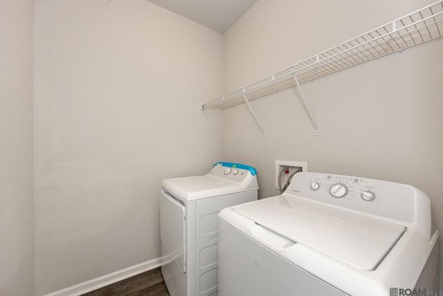 2948 S Roth Ave, Gonzales, LA 70737