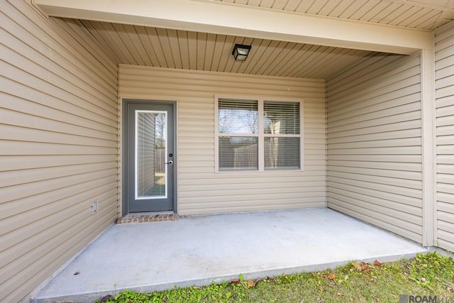 2948 S Roth Ave, Gonzales, LA 70737