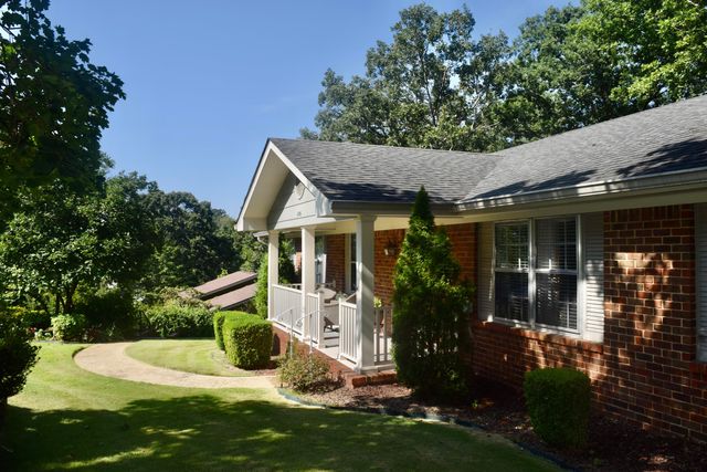 4306 Highwood Drive, Chattanooga, TN 37415