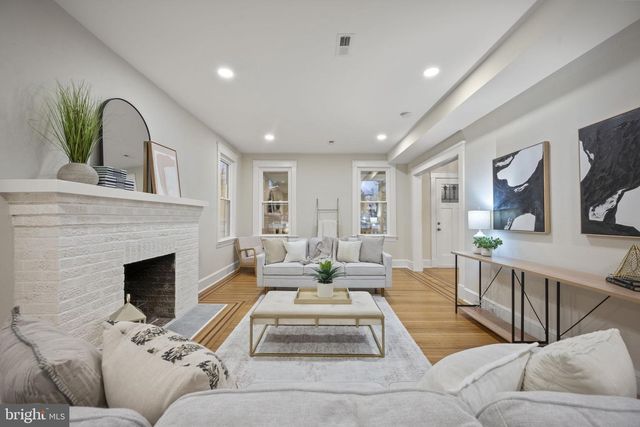 1010 LEEDS AVE, Baltimore, MD 21229