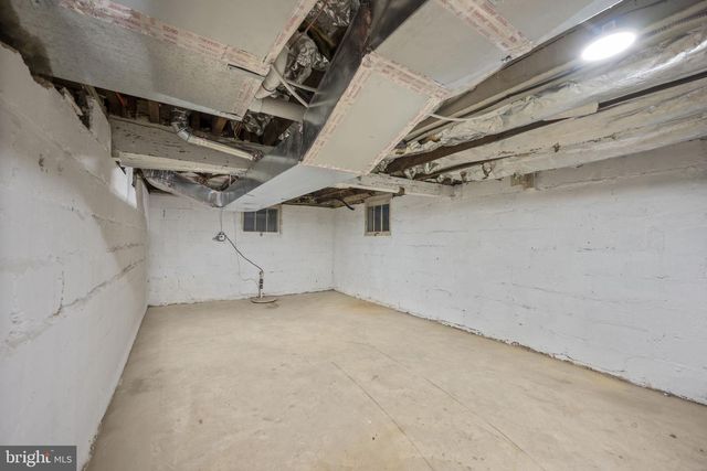 1010 LEEDS AVE, Baltimore, MD 21229