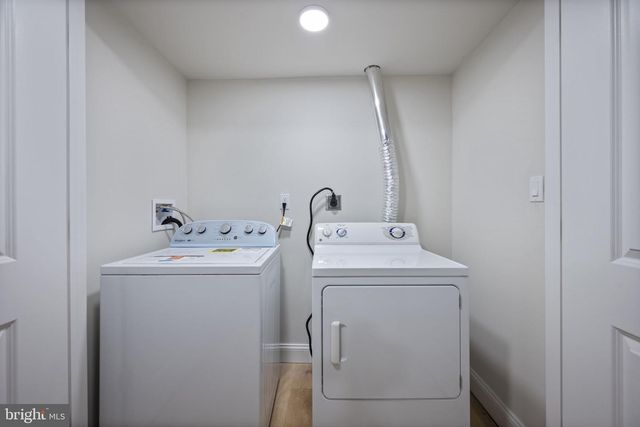 1010 LEEDS AVE, Baltimore, MD 21229